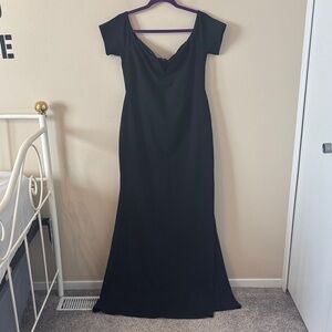 Lulu’s  Lynne Off the Shoulder Maxi Formal Gown